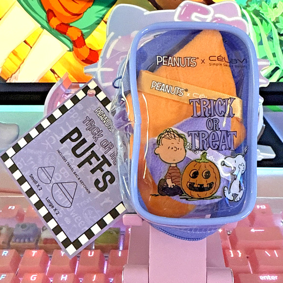 Peanuts x Celavi Makeup Puffs Set 4 Travel Bag Keychain Trick Treat Halloween - Picture 2 of 16